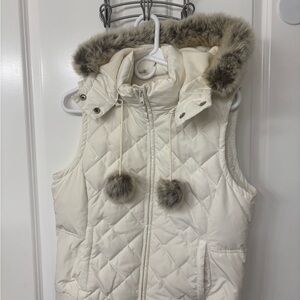 LOFT White Quilted Vest with Hood